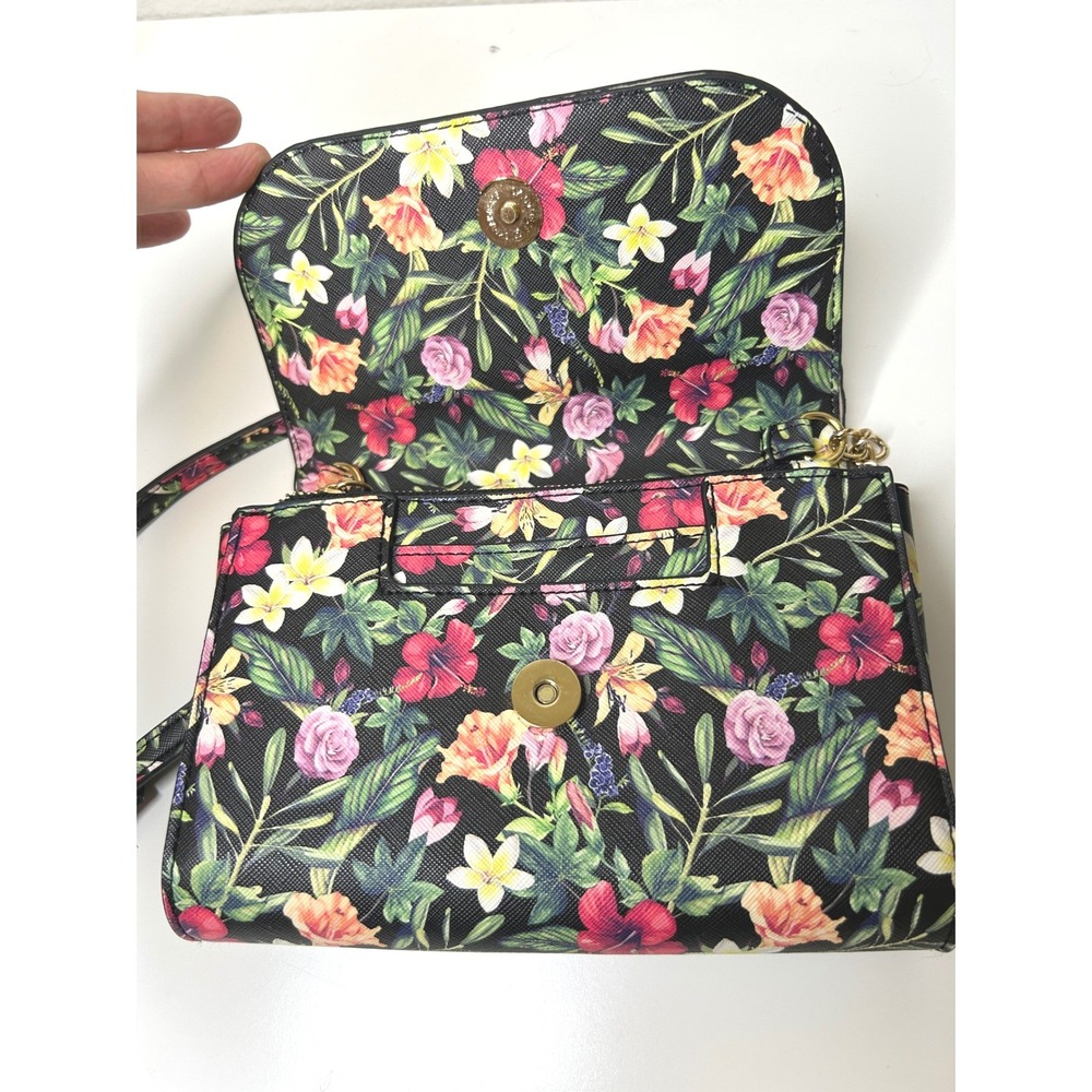 Steve Madden Black Floral Blynn Crossbody Bag - Picture 7 of 9